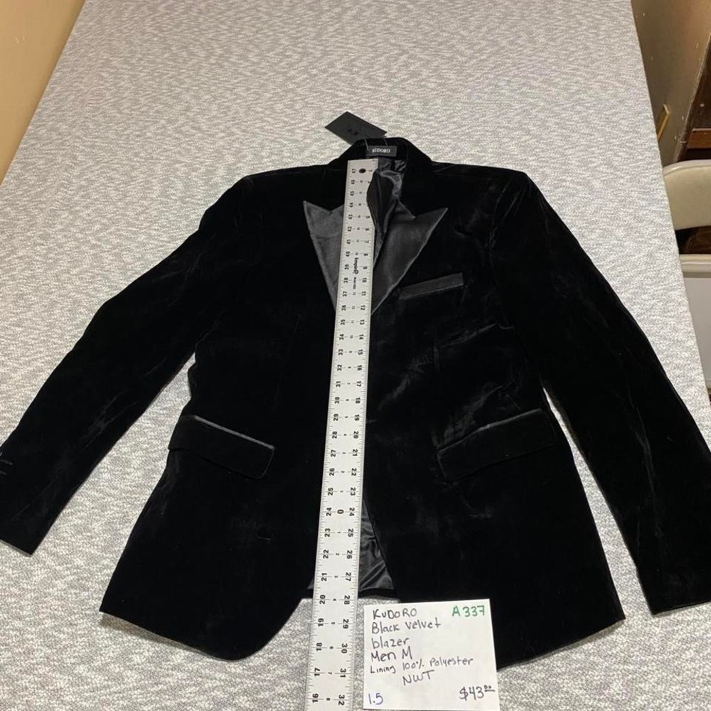Kudoro Black velvet blazer NWT Men M. SKU-A337#velvet #formalwear #blazer